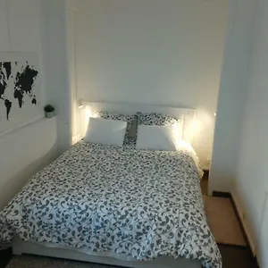  Séjour chez l'habitant Dans Ancien Prieuré